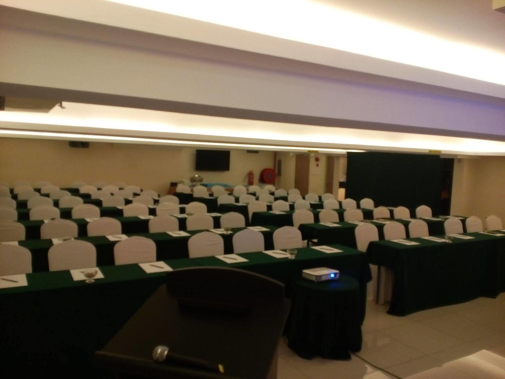 Sunrise Hotel Petaling Jaya Eksteriør billede